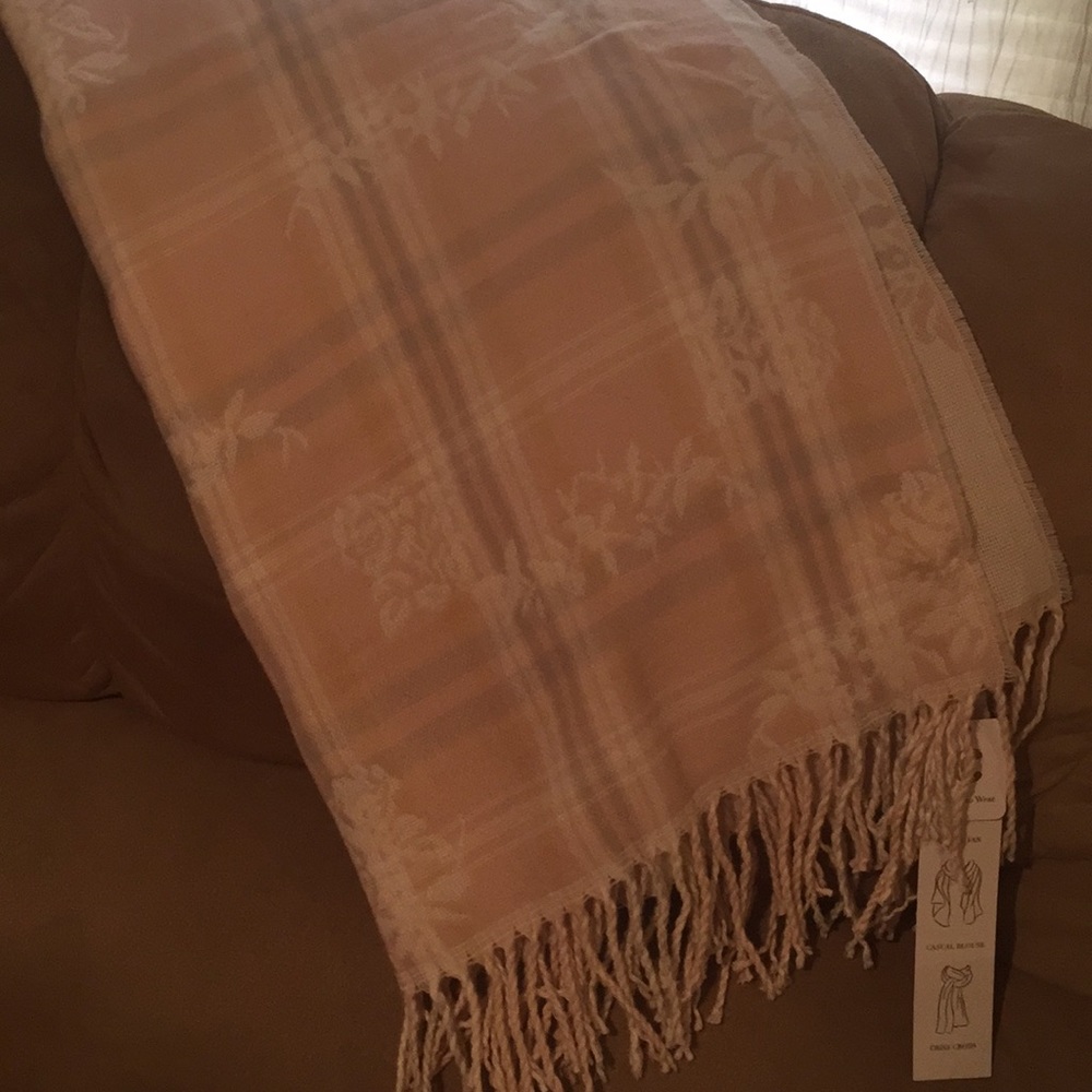 Scarf - Picture 5 of 5